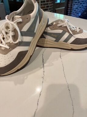 Gola Women’s White, Gray & Tan Retro Sneakers.